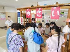 東小っ子夏野菜即売会