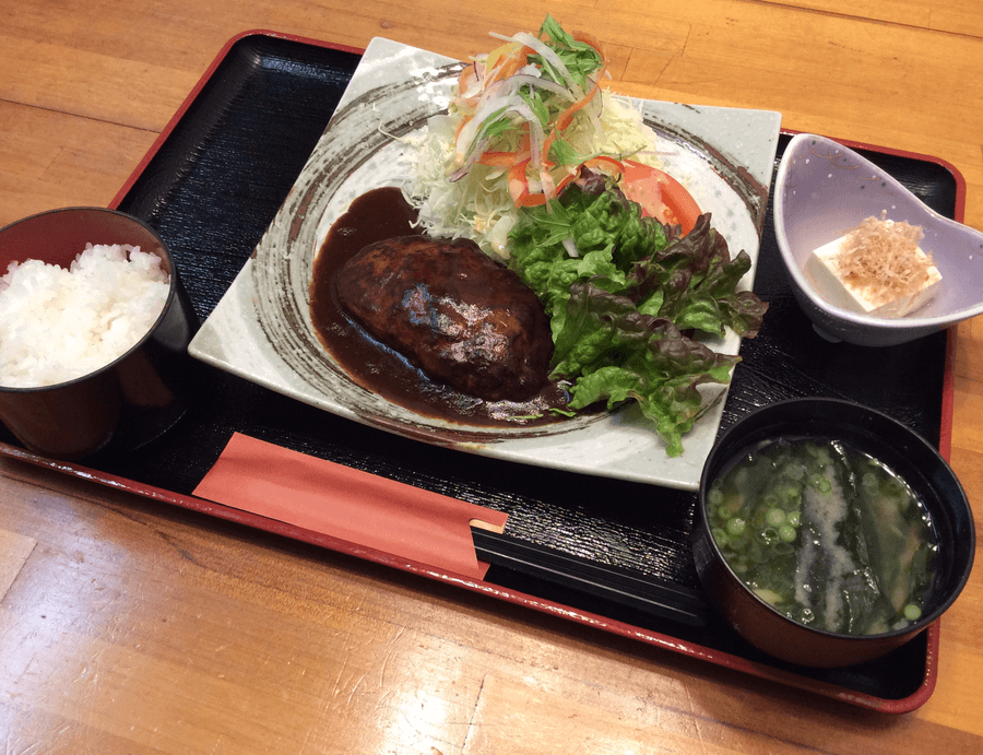 えごま豚のハンバーグ定食