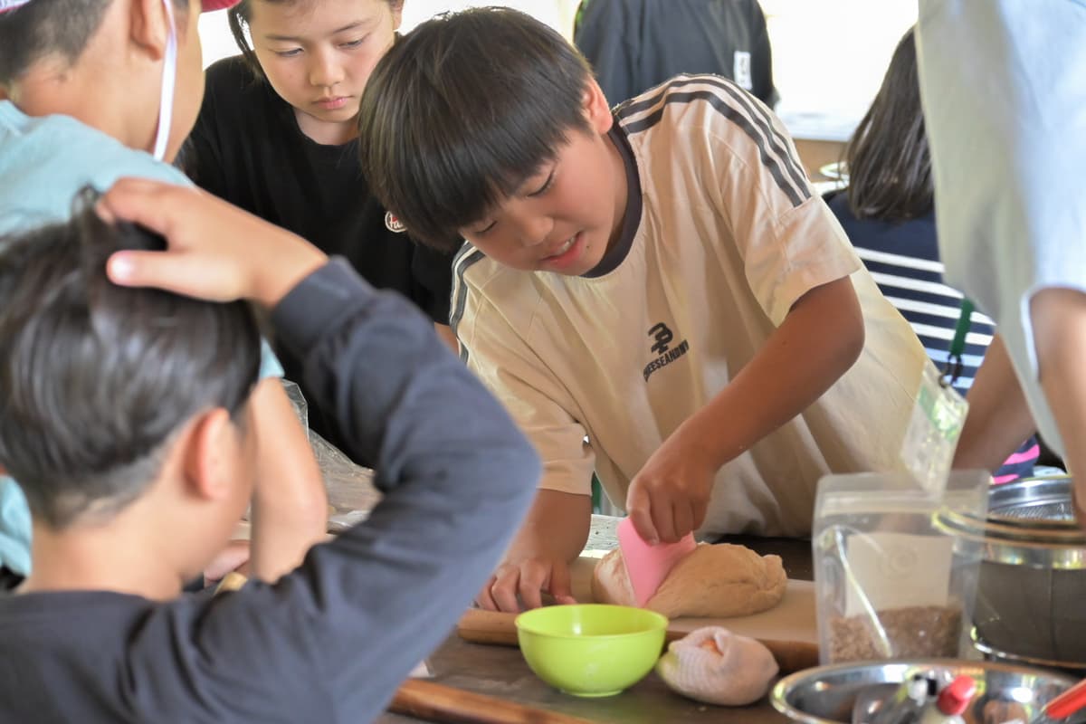 櫻井さんの小麦講話の様子